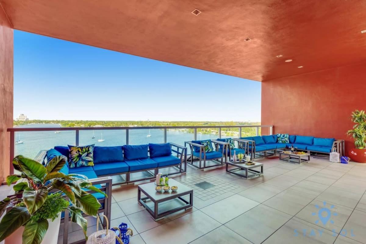 Rooftop Pool - Hot Tub - Gym - Near
