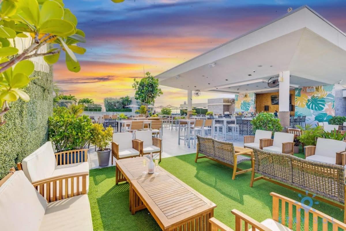 Appartement Rooftop Pool - Hot Tub - Gym - Near Hollywood